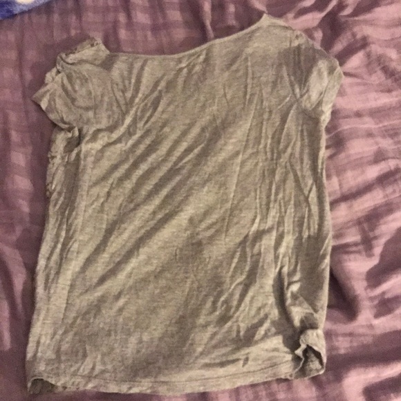 Cute grey top - Picture 4 of 4